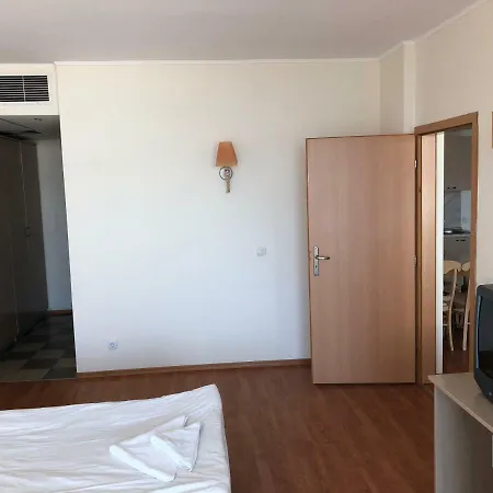 Private In Oasis Słoneczny Brzeg