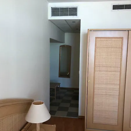 Private In Oasis